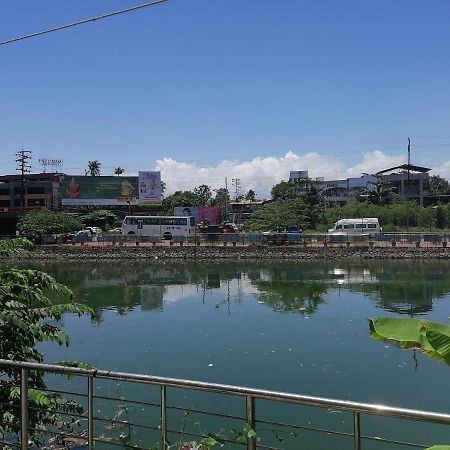 Queens Residency Thrissur Ngoại thất bức ảnh