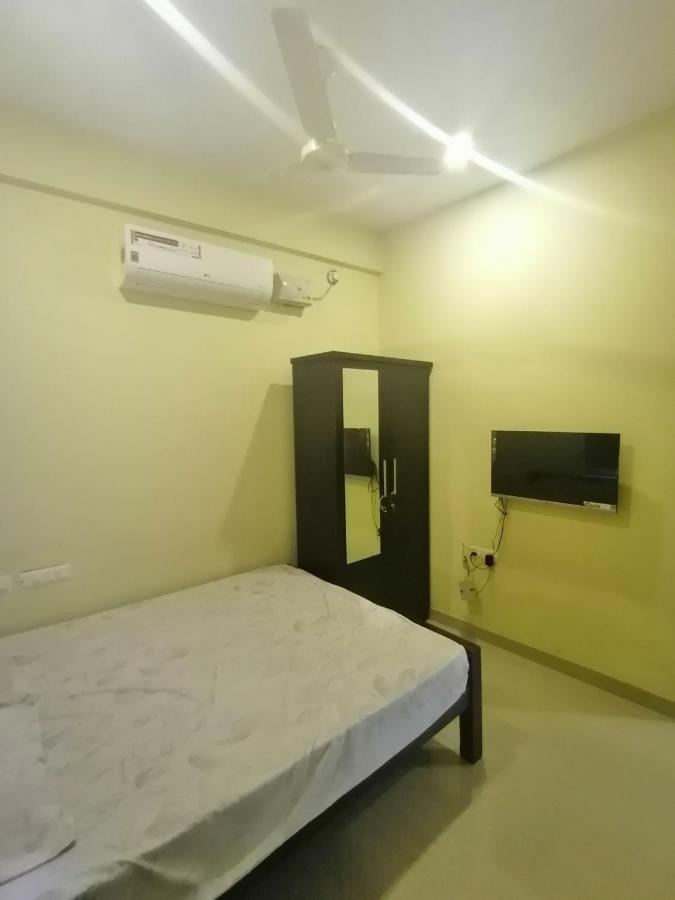Queens Residency Thrissur Ngoại thất bức ảnh